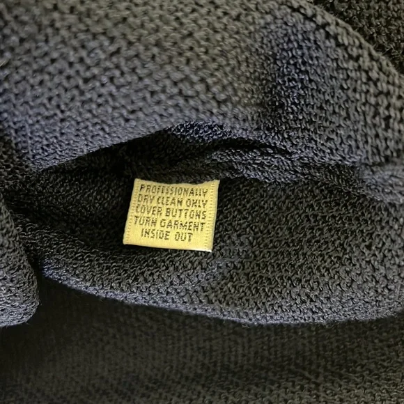 ST JOHN Vintage SJK Navy Blue Knit Zipper Jacket Gold Cloisonne Charm Size 4 - Picture 11 of 11